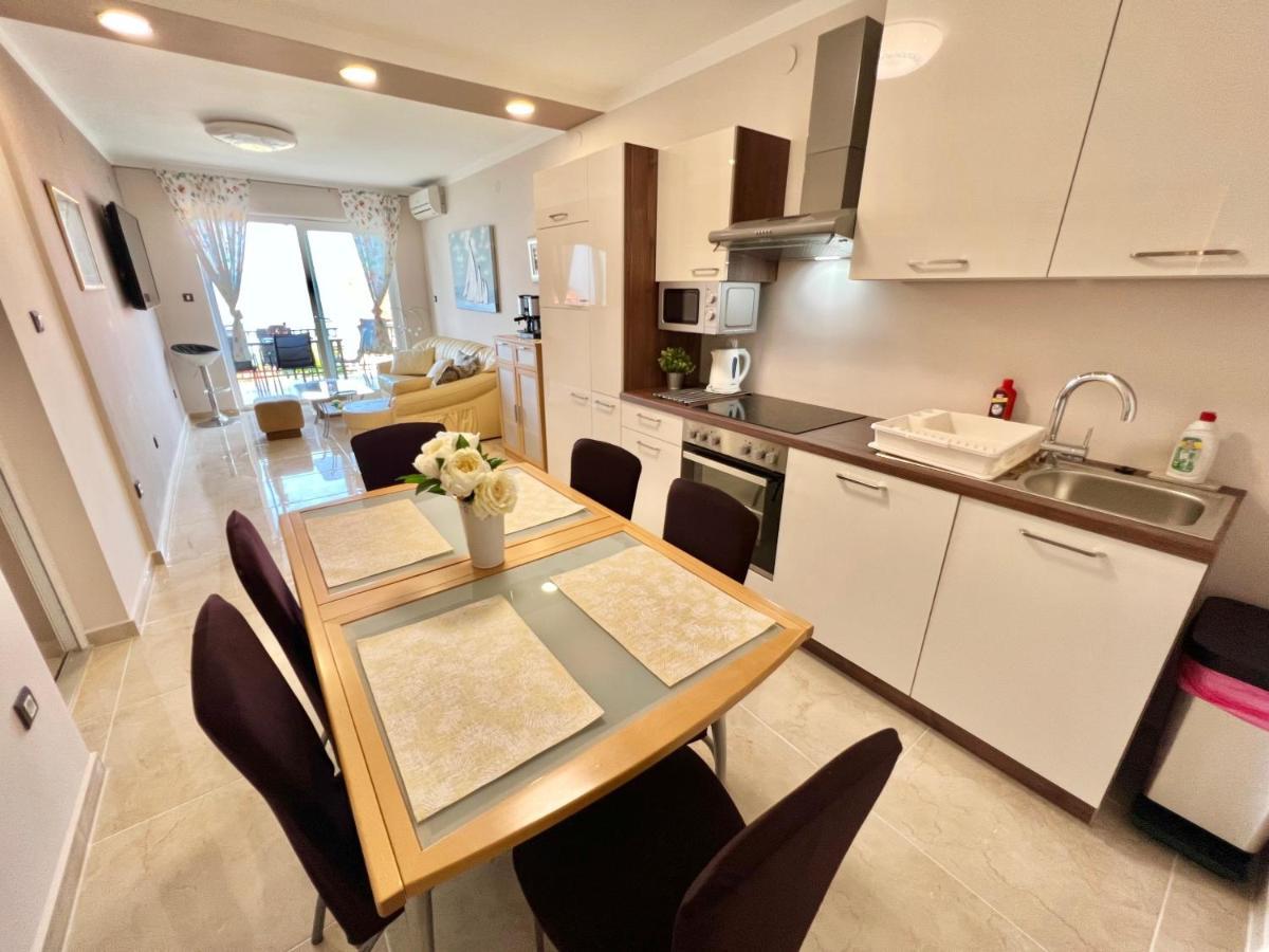 Apartmani Jasminka Dramalj Exterior photo
