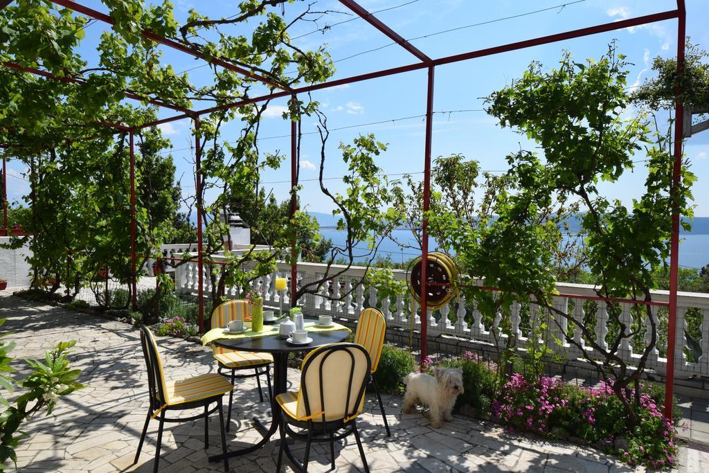 Apartmani Jasminka Dramalj Exterior photo